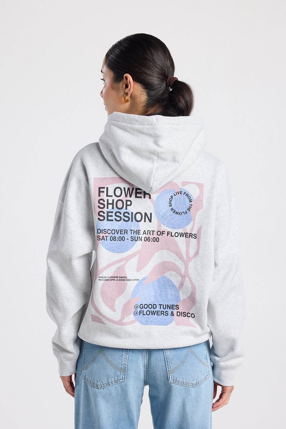 Salina Hood image number 3