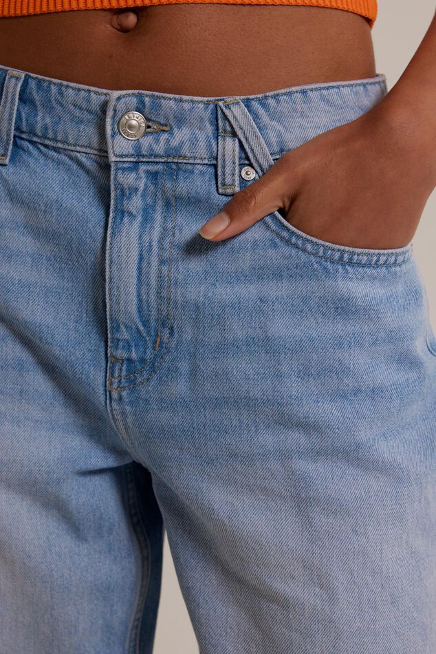 Denim short Niya image number 3