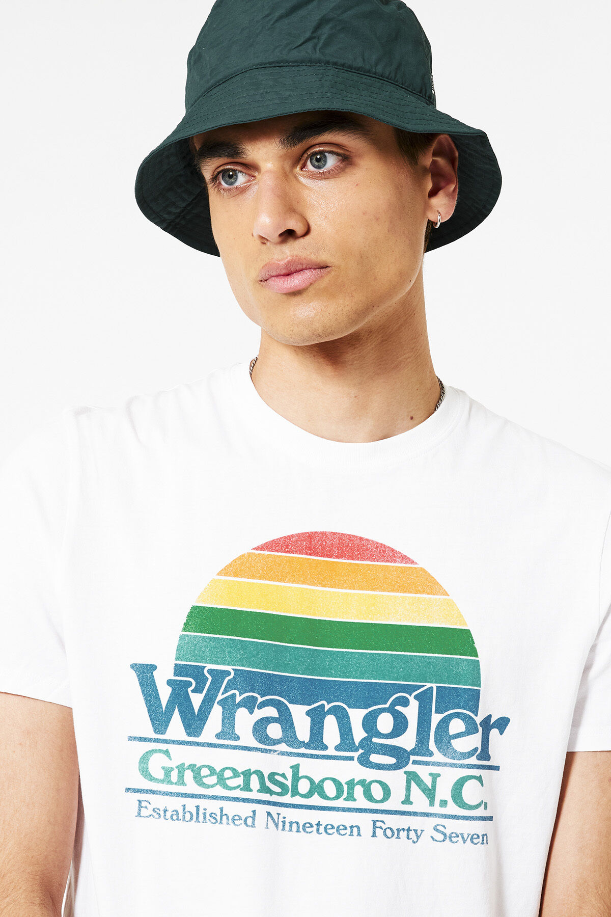 Short sleeve graphic tee image number 3