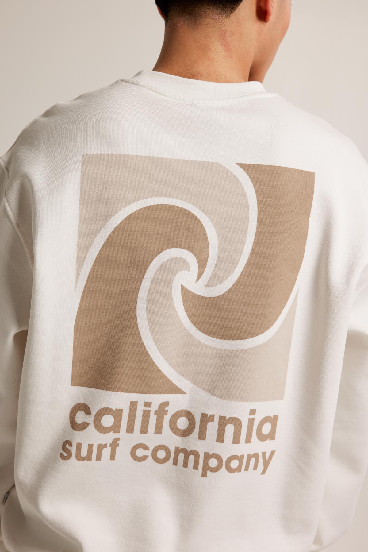 Sweat Sen crew image number 3