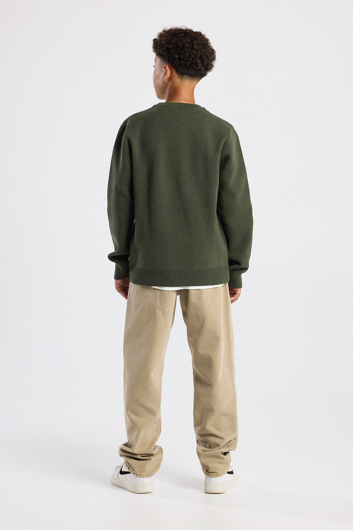 Konrad crew JR image number 2