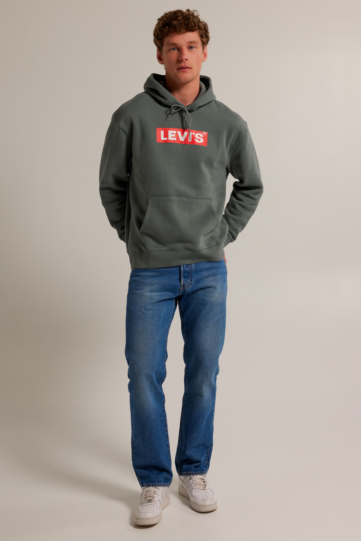 Levi's Hoodie Relaxed graphic hoodie image number 1