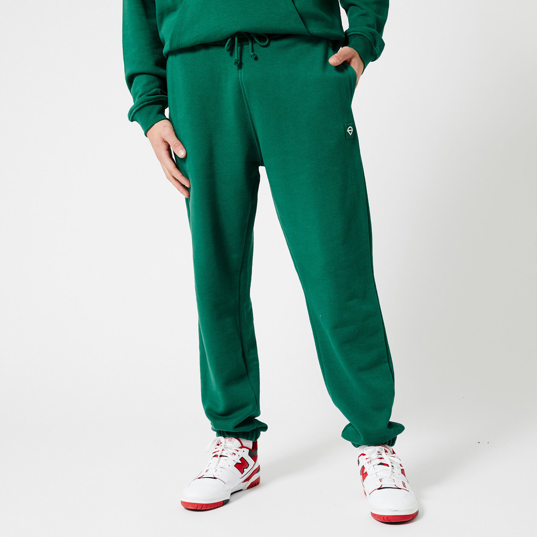 Crest image number 6