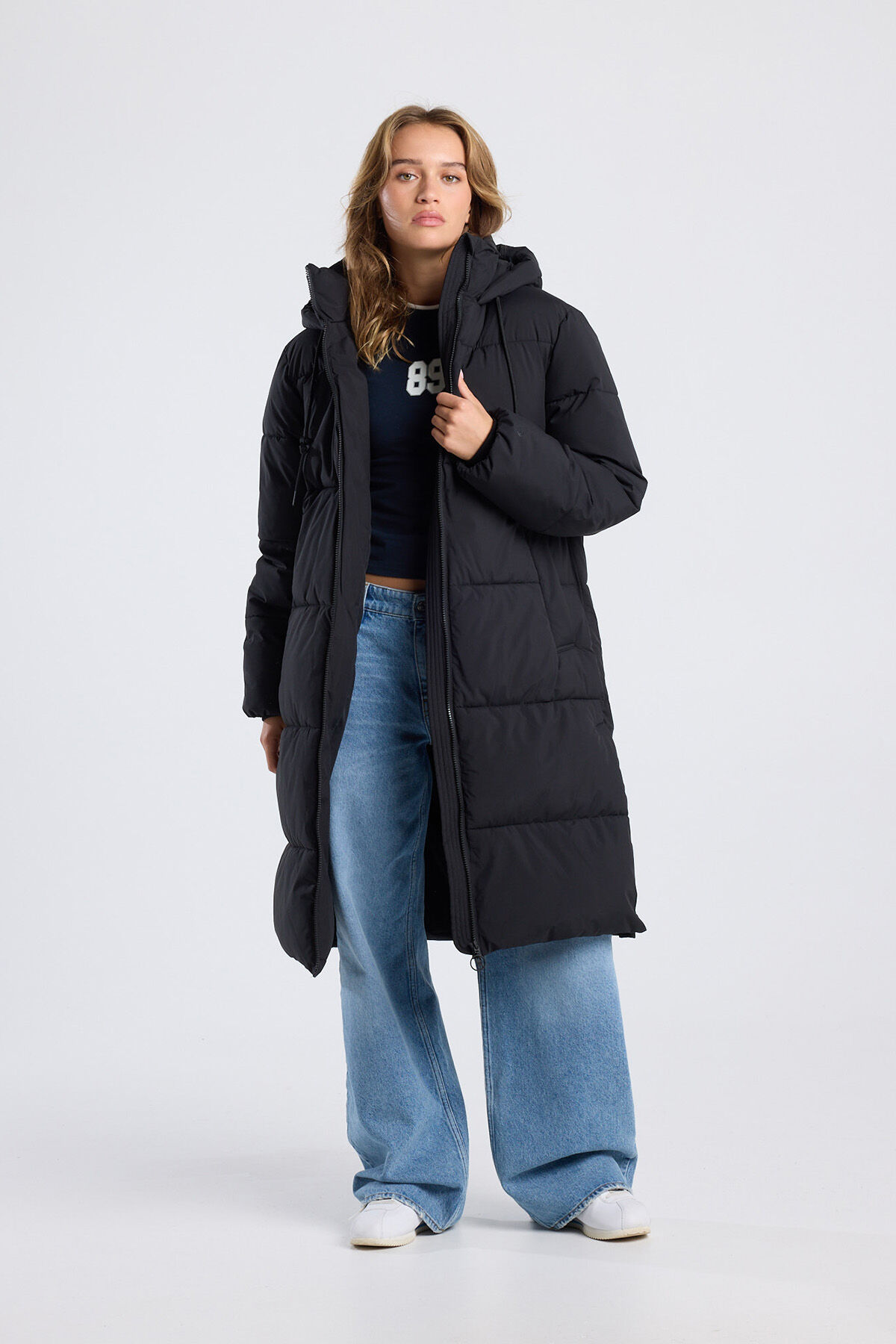 Jaslyn image number 1