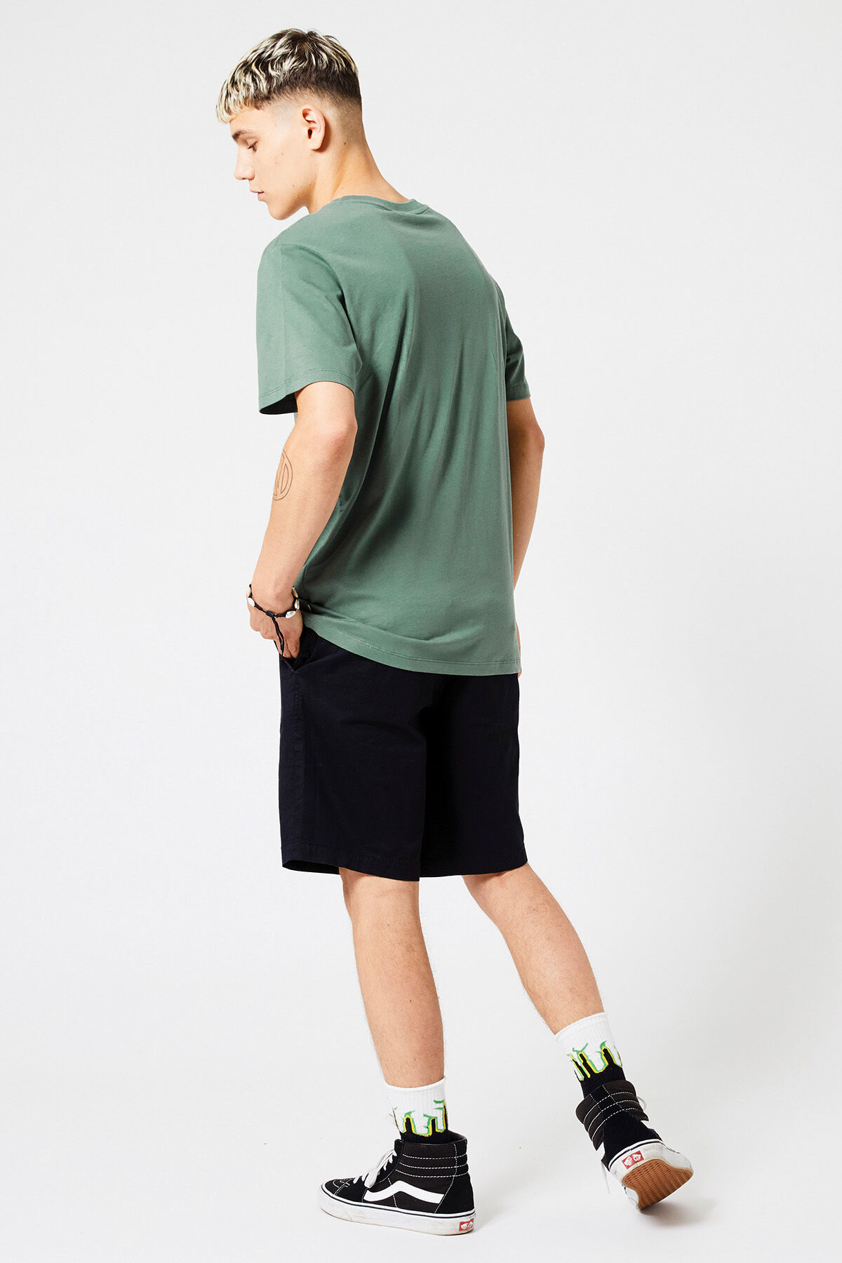 Elias California image number 2