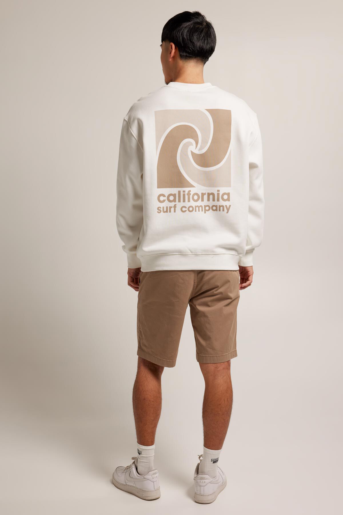 Sweat Sen crew image number 2