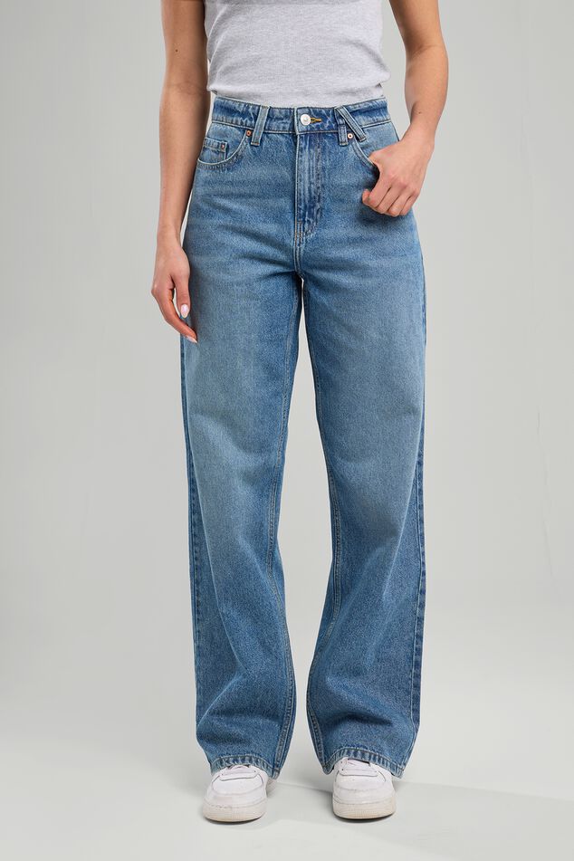 Jeans Irvine image number 1