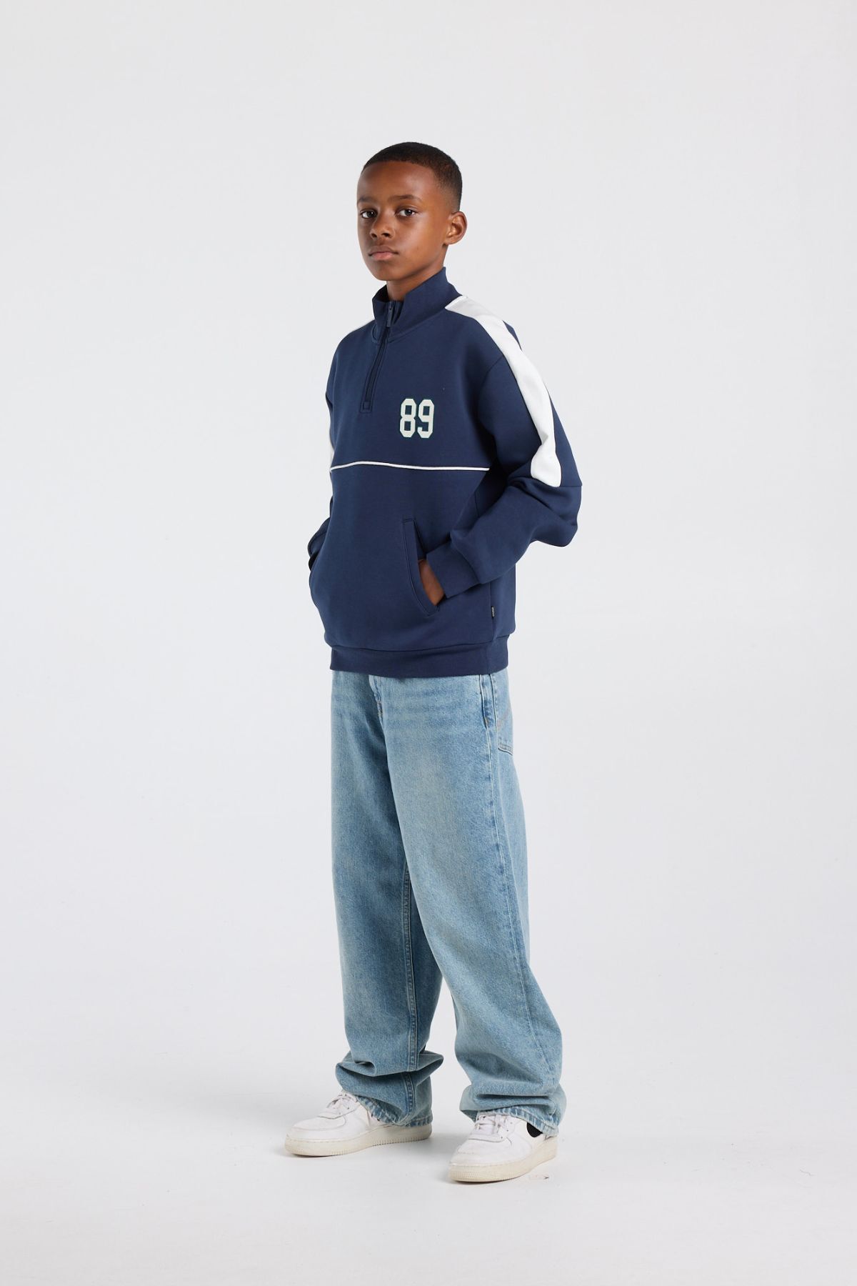 South Jr image number 1