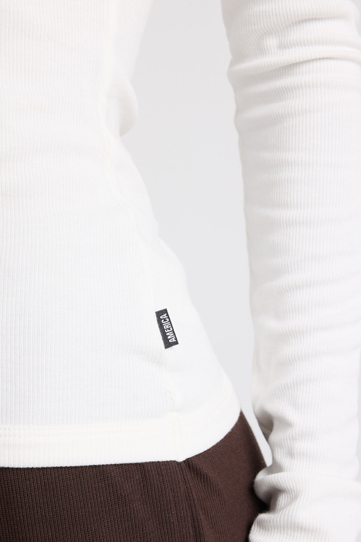 Lotta image number 3