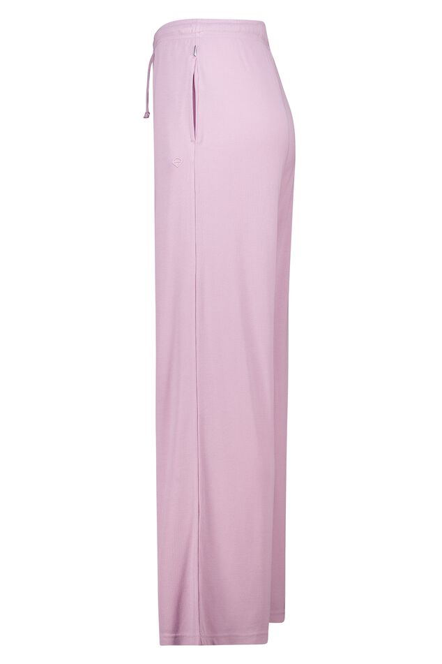 Chloe image number 6