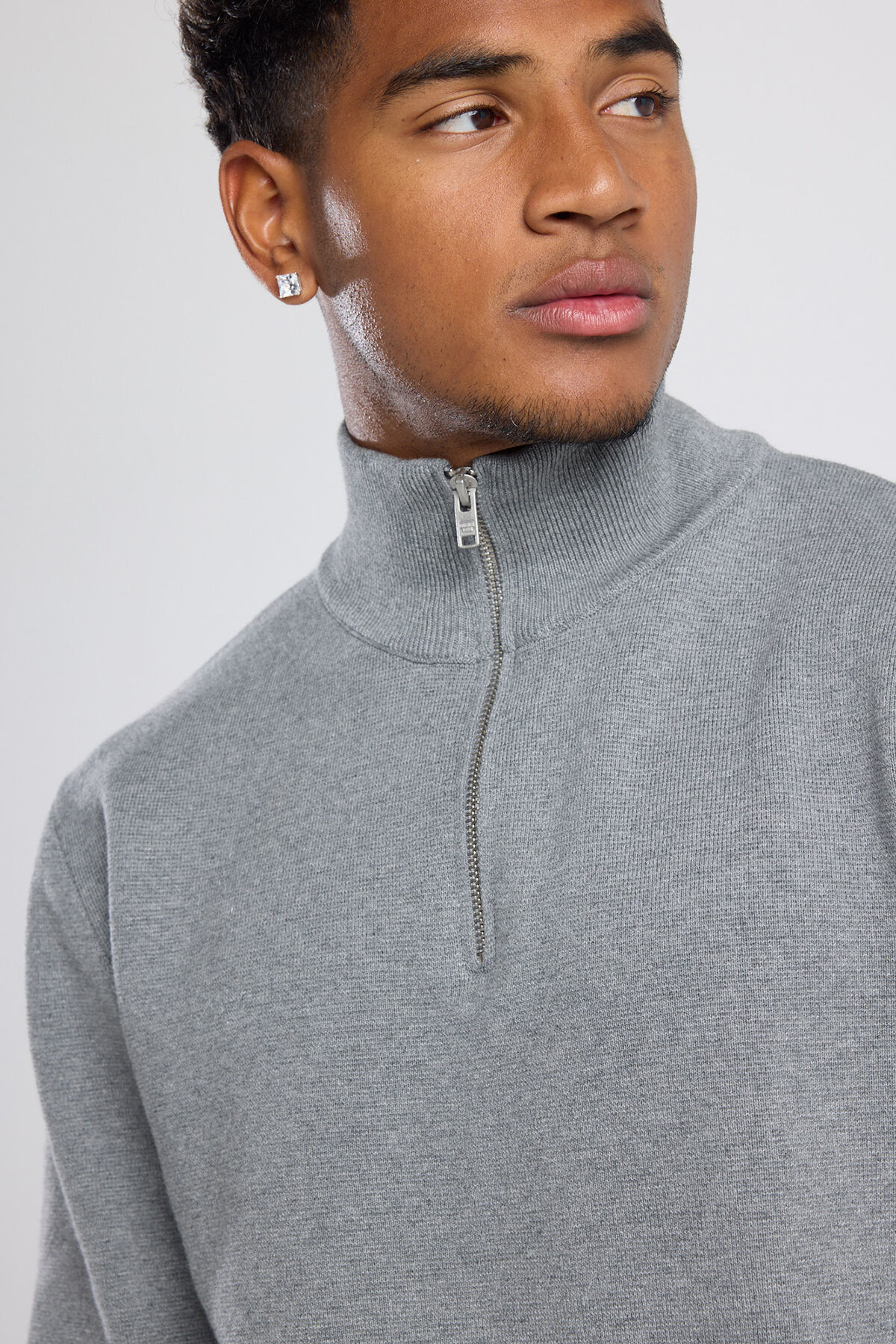 Konrad Halfzip image number 3