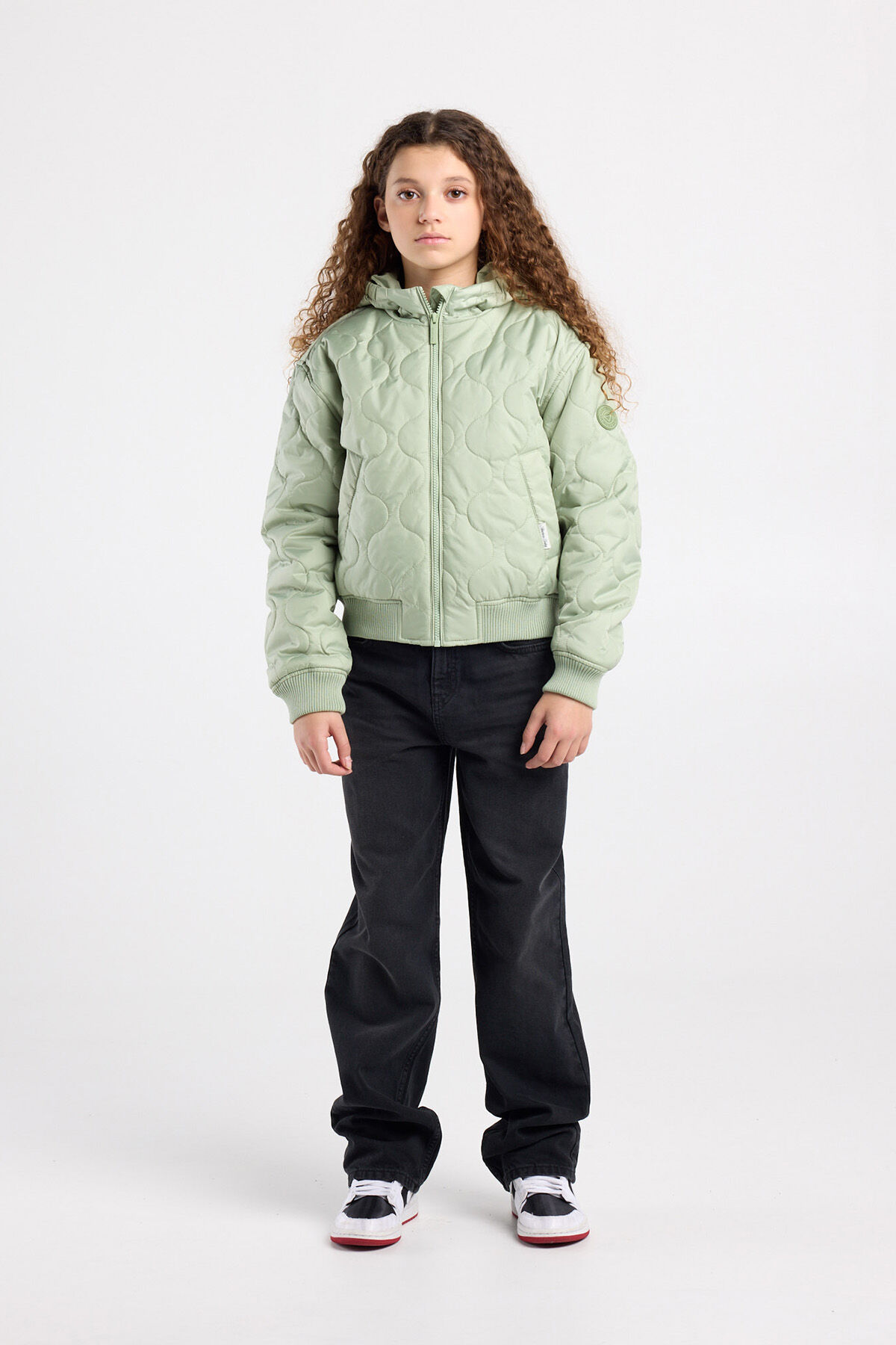 Joanna jr image number 1