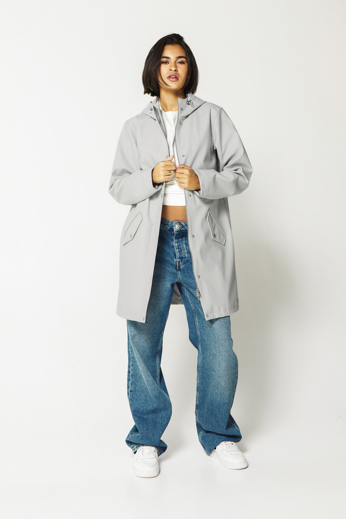 Imperm&eacute;able Janice image number 0