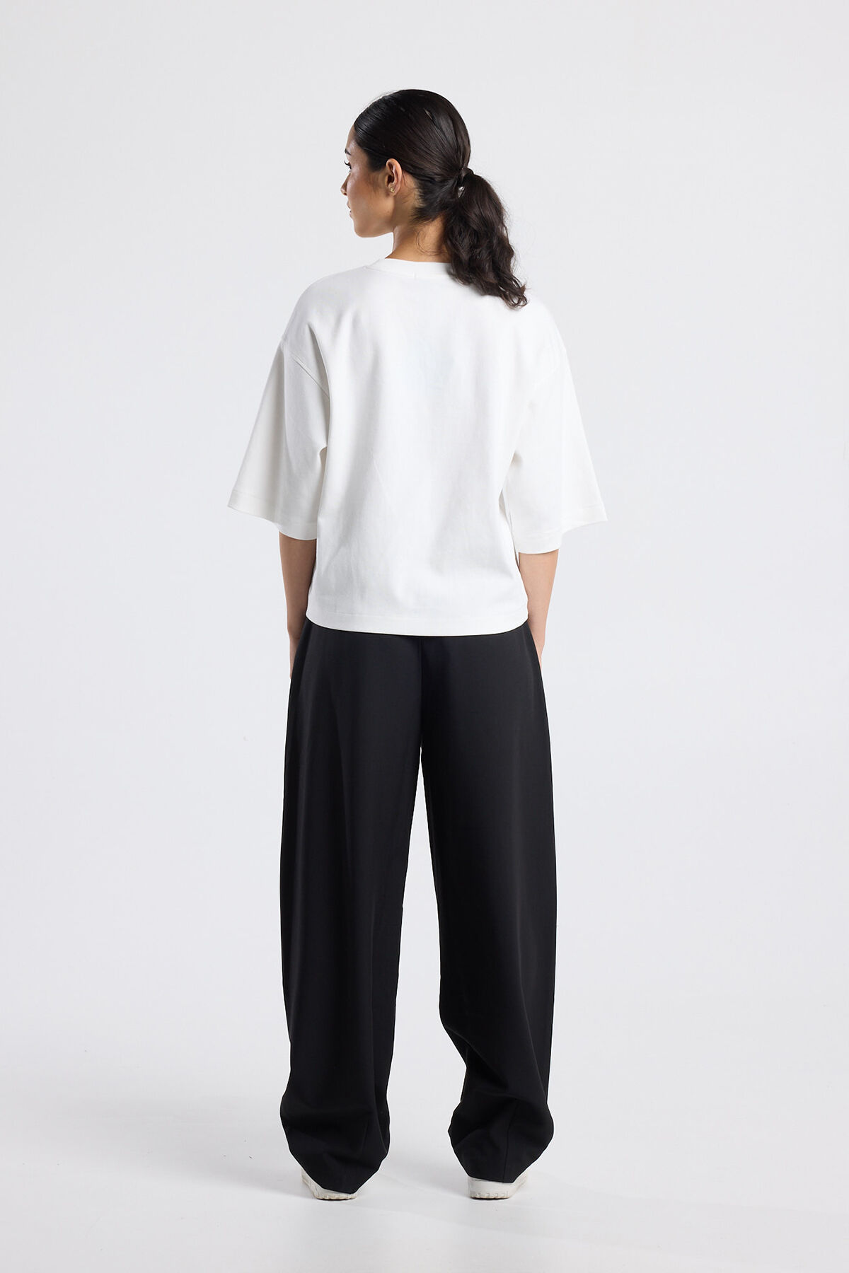 Priya image number 2