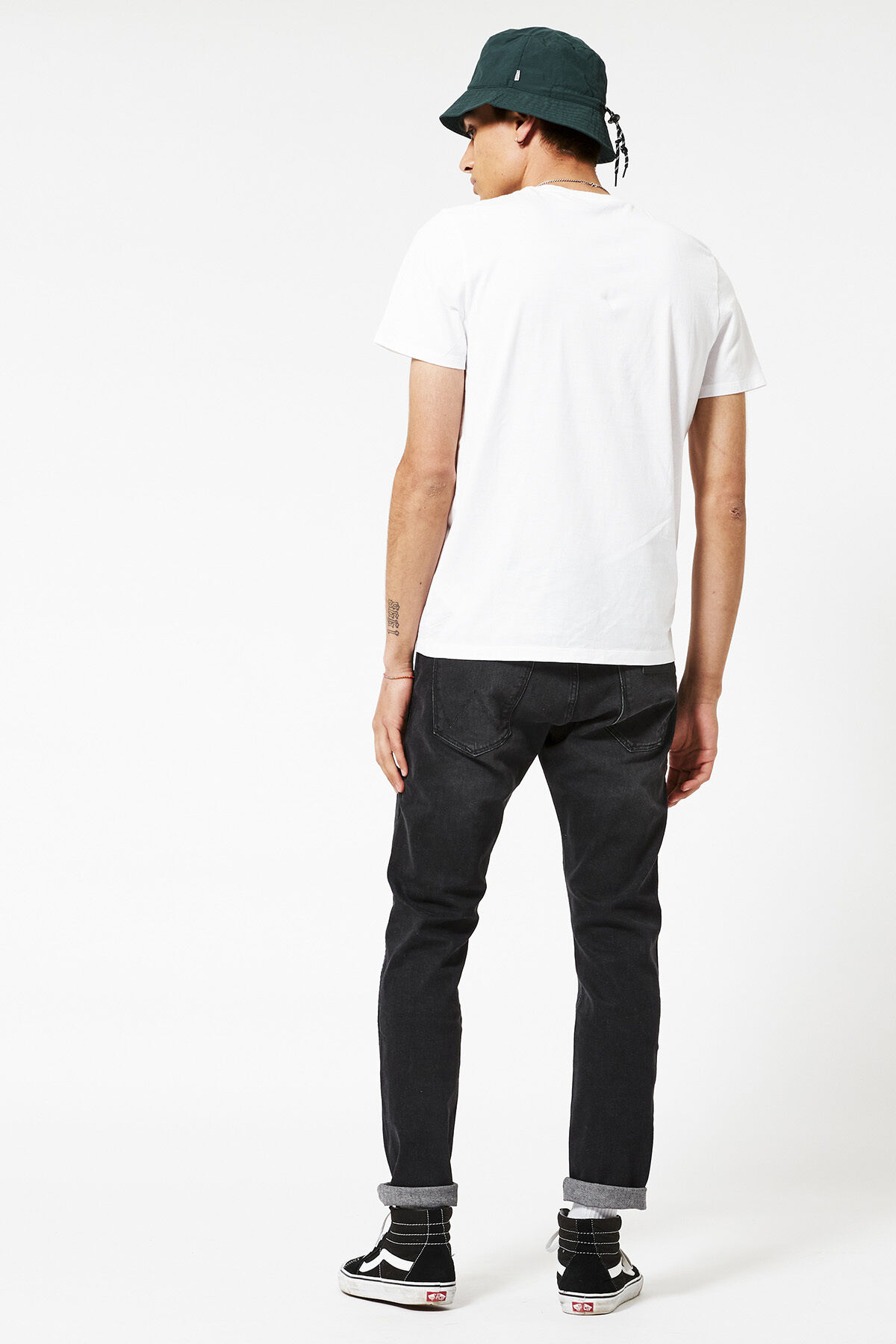 Short sleeve graphic tee image number 2