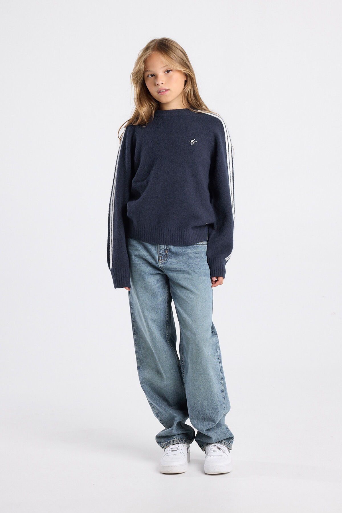 Kira jr image number 1