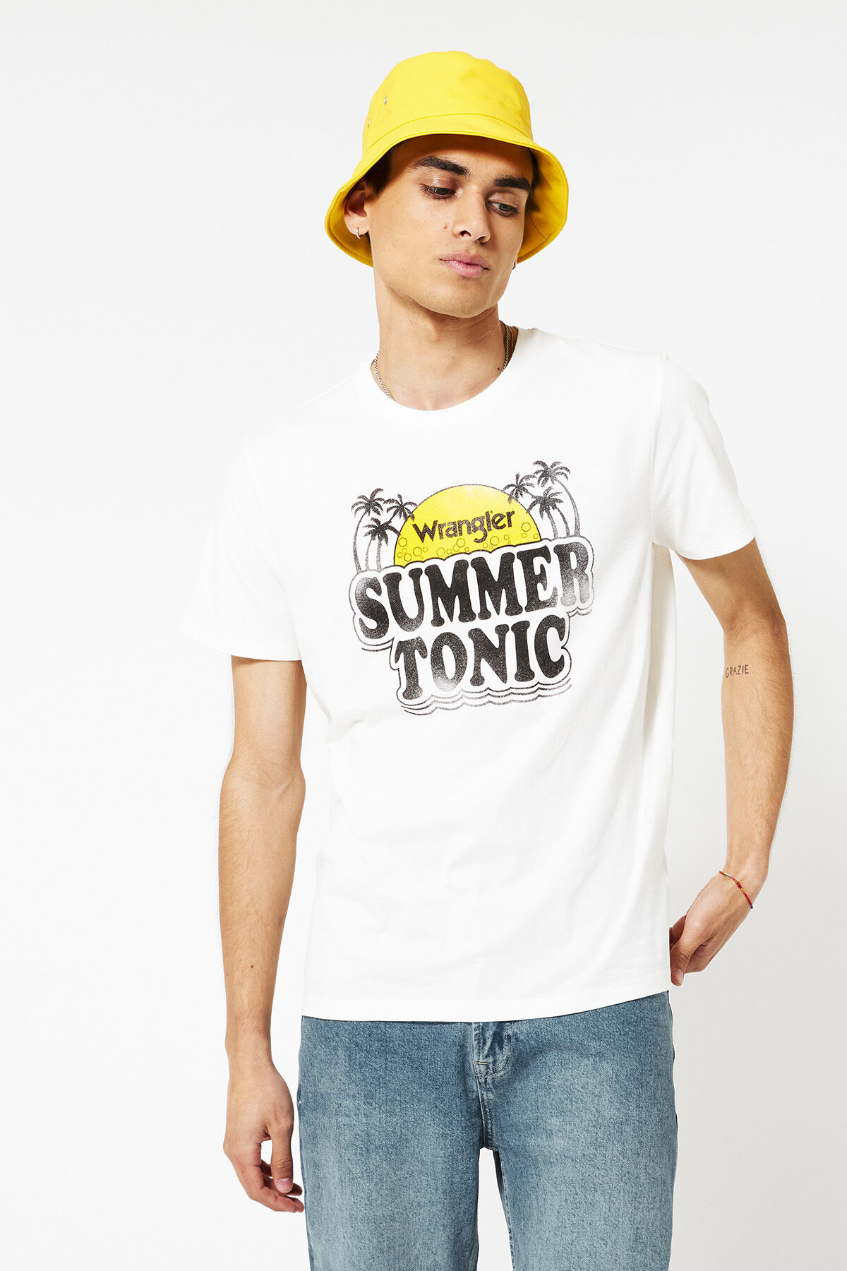 Short sleeve summer tee image number 1