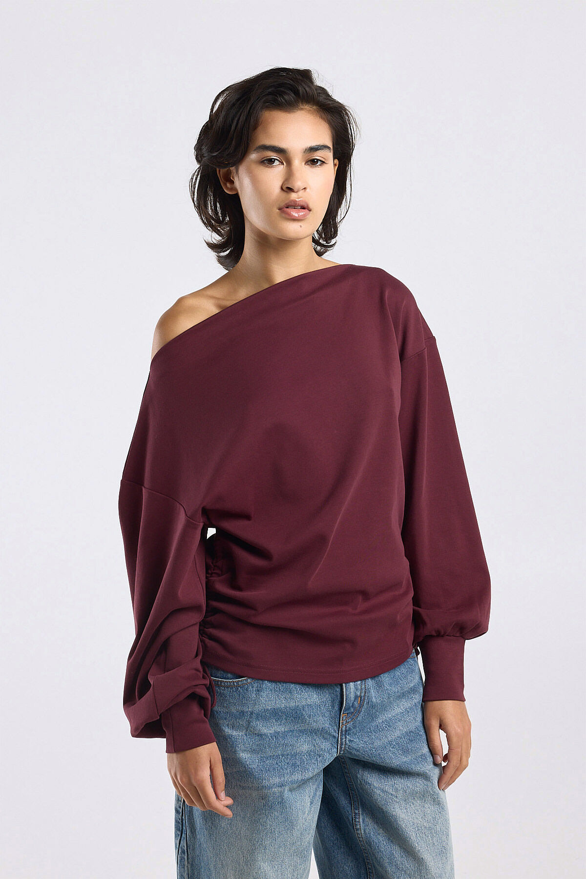 Linda image number 0