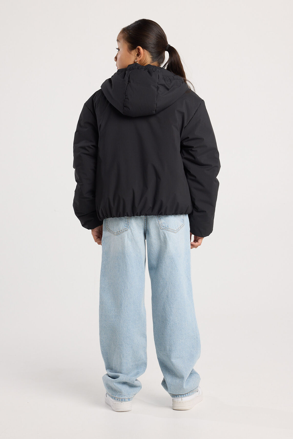 Jillian JR image number 2