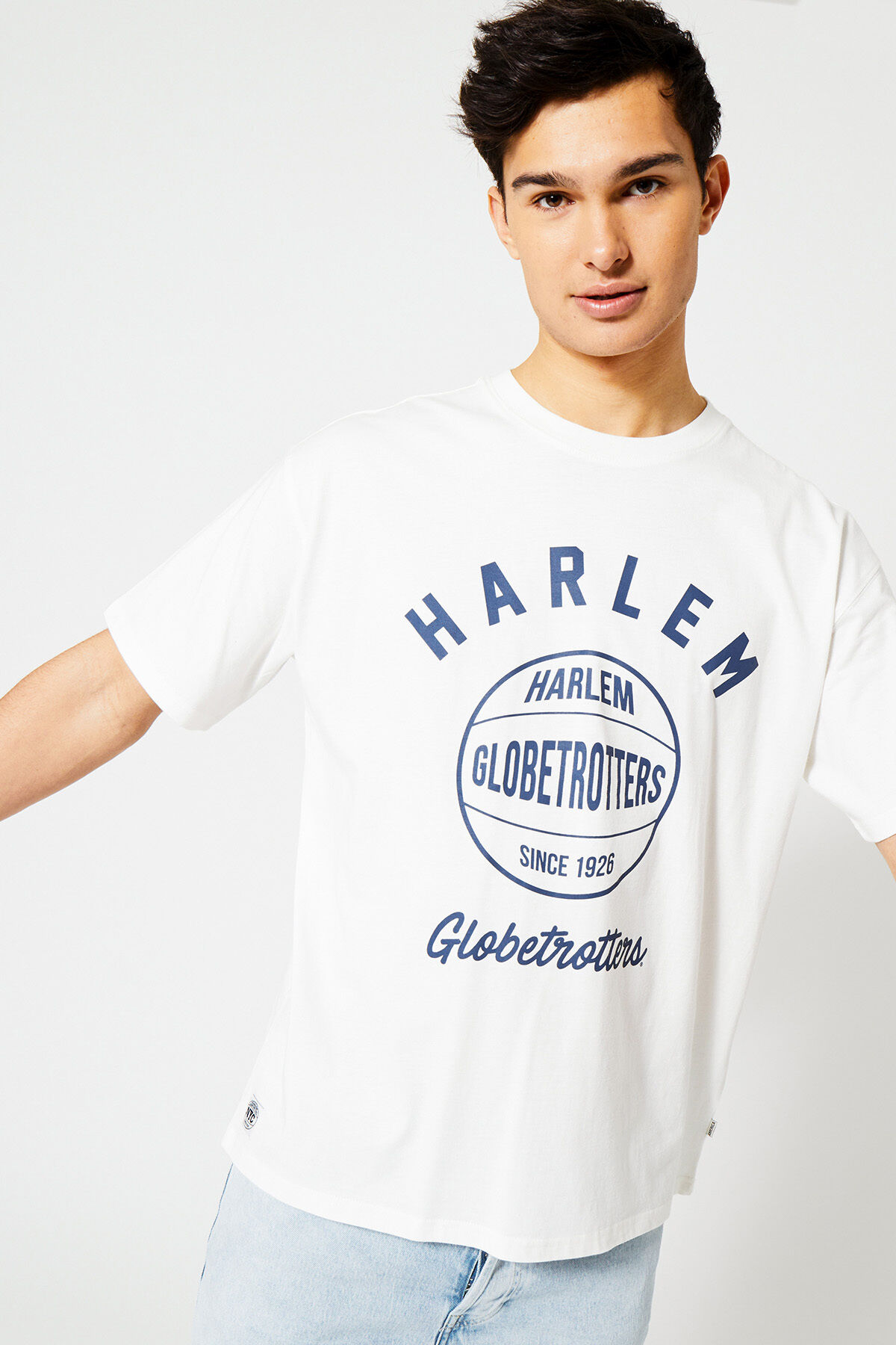 Elias image number 3