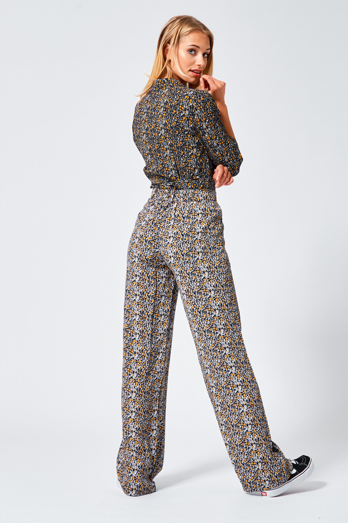 Blouse collar Brette image number 2