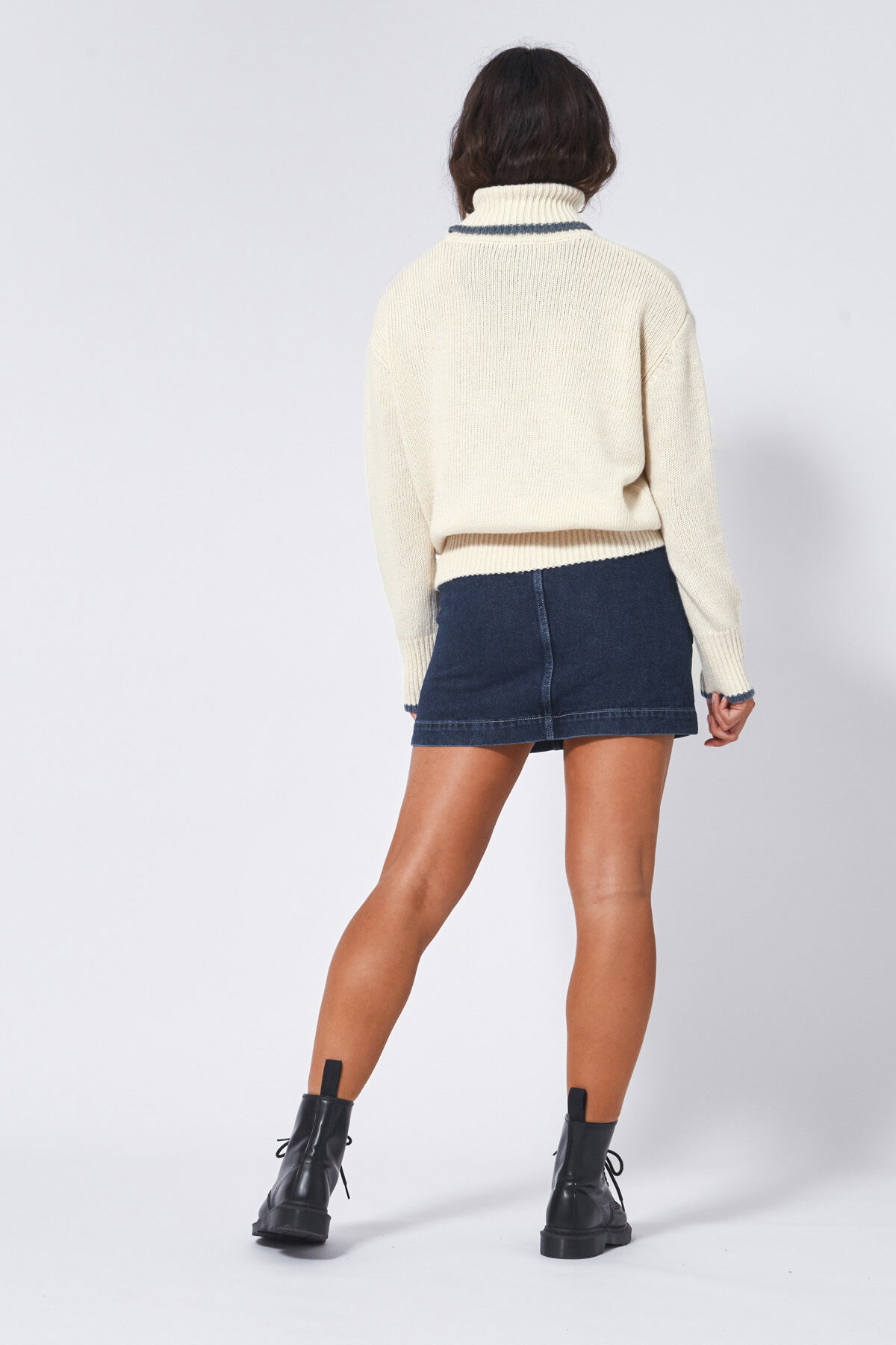 Pull Krissy image number 2