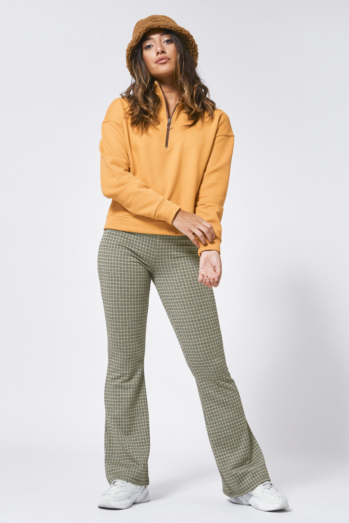 Flared pants Charly image number 0