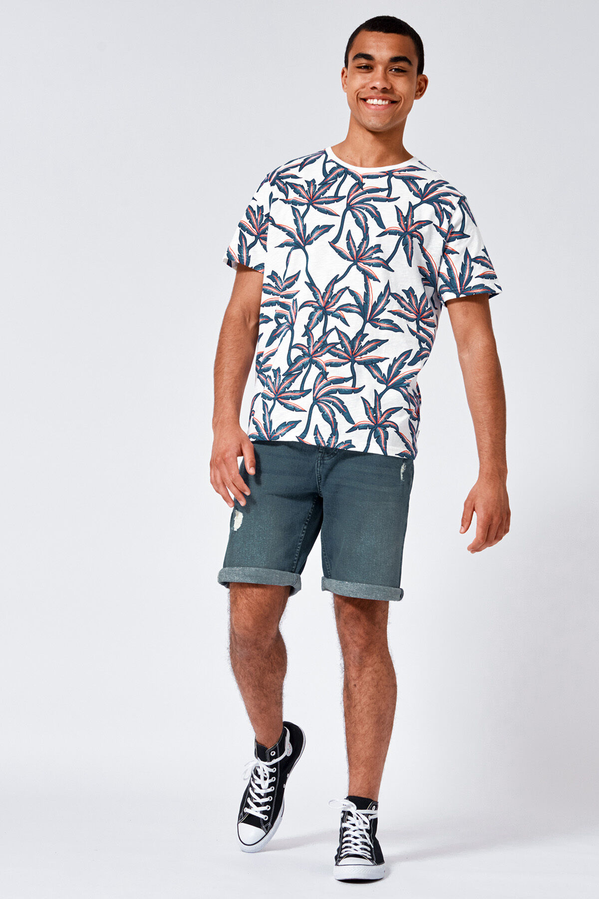 T-shirt Elgin flowers image number 0