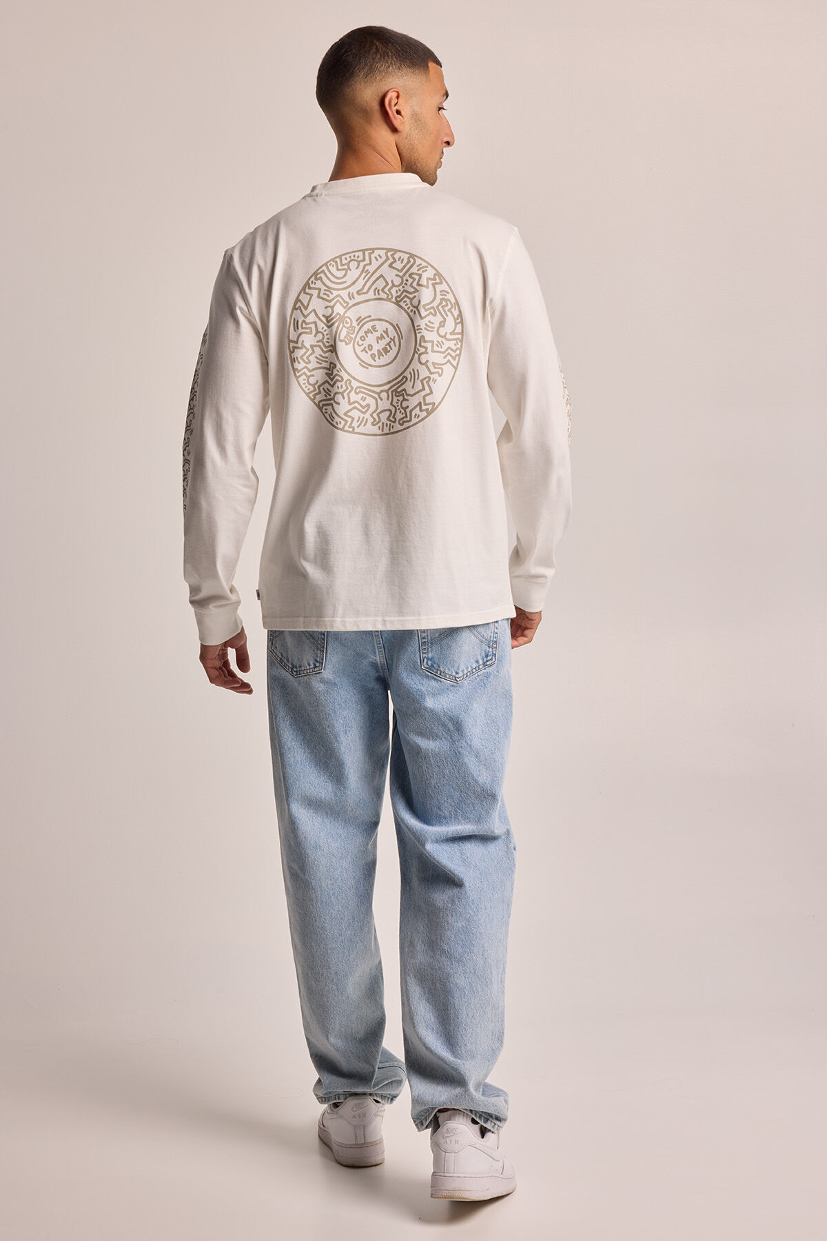 Langarm Leo image number 2