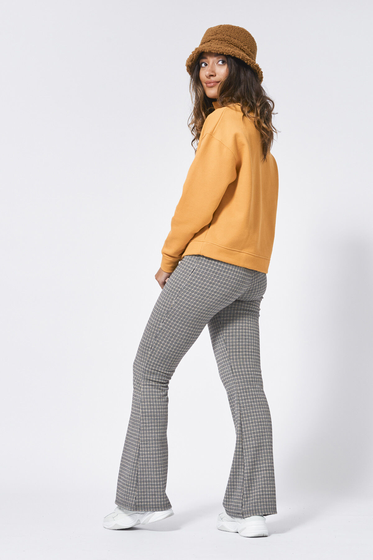 Sweater Siem image number 2