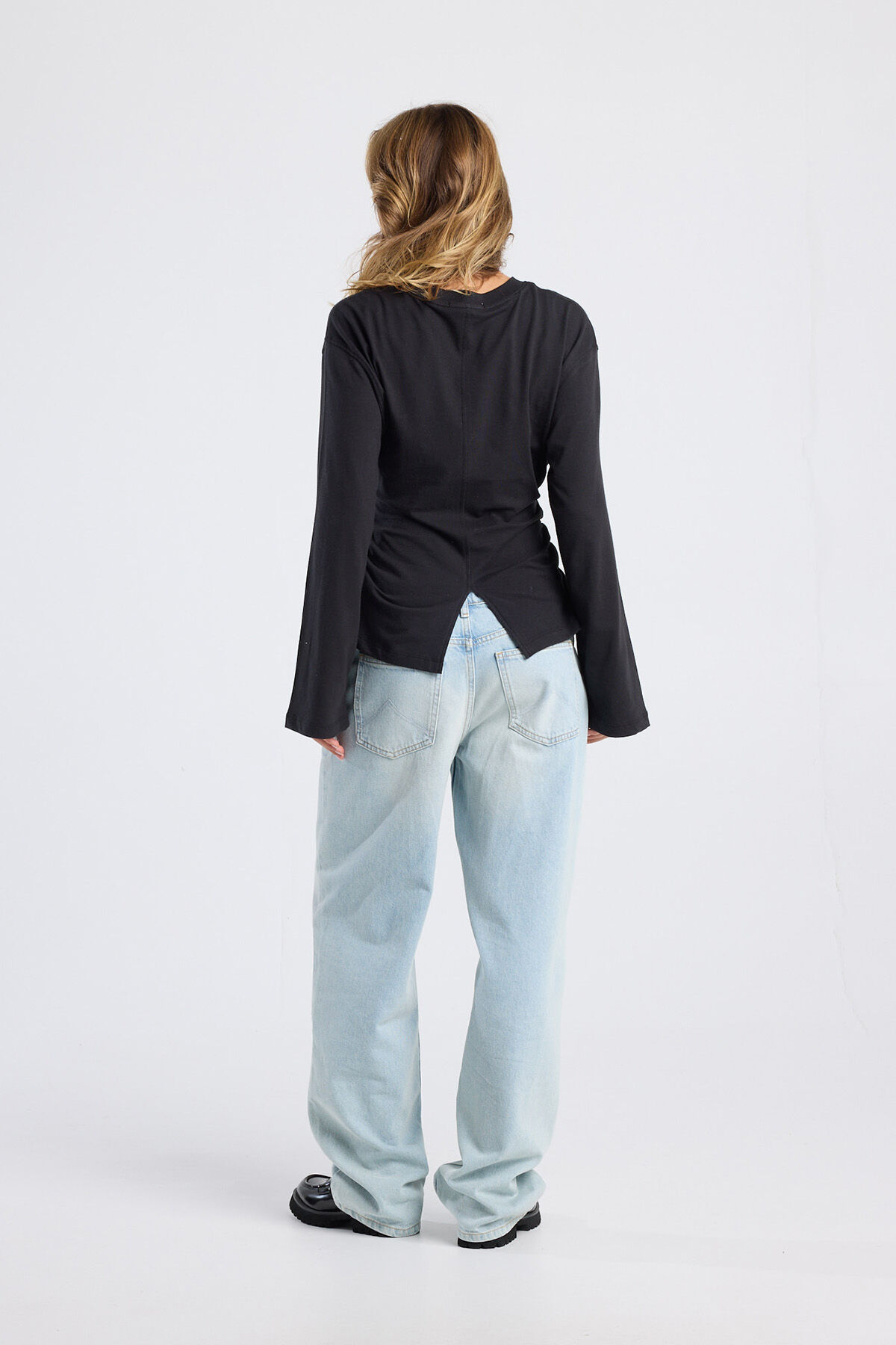 Layvi image number 2