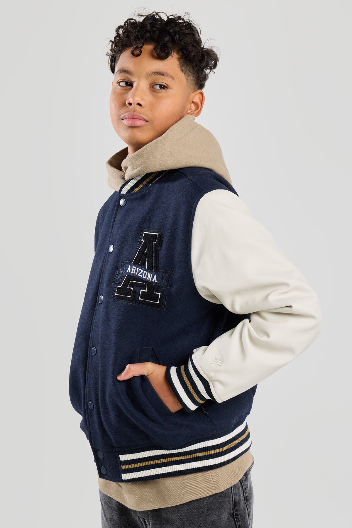 Joe JR image number 1