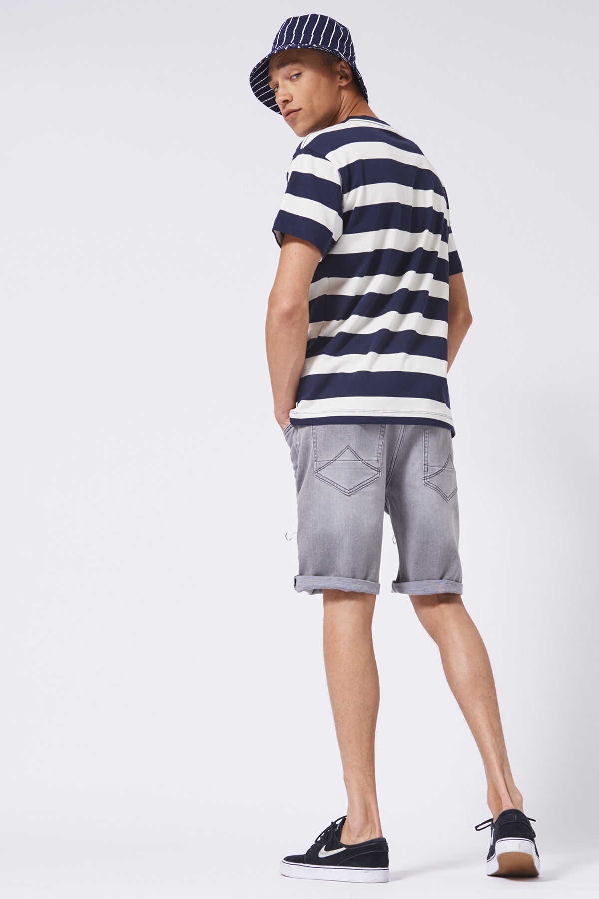 Jogdenim short Robert jog image number 2