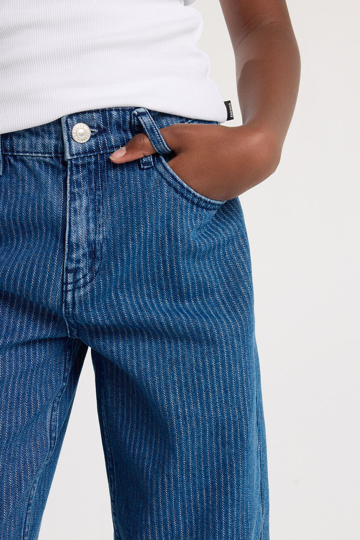 Virginia Jr image number 3