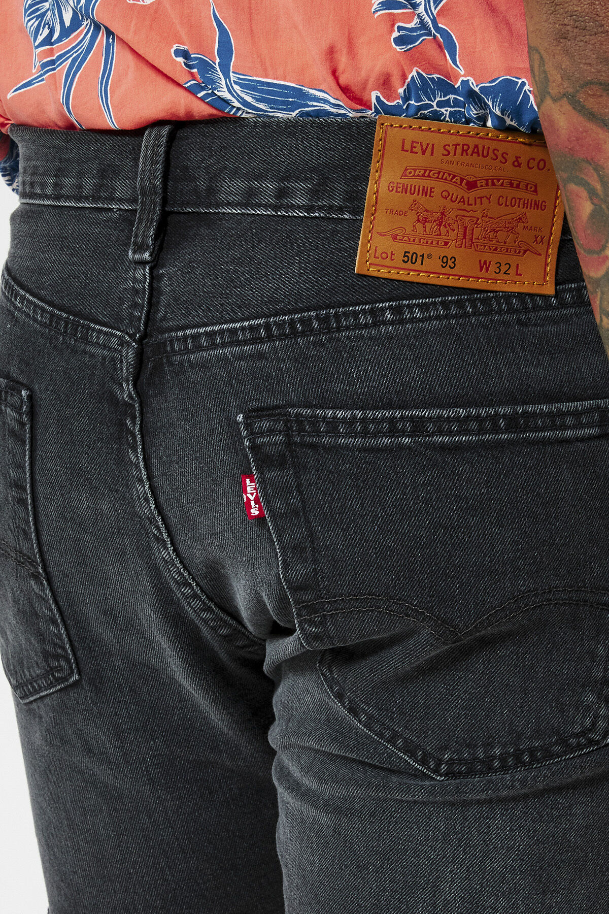 Black levi outlet shorts mens