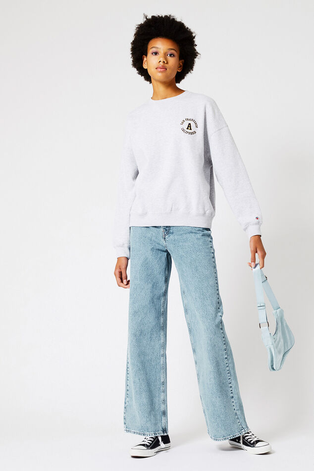 Sweater Sue image number 1