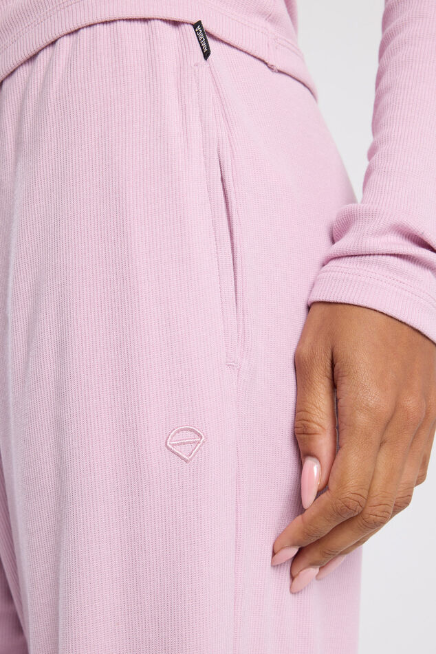 Chloe image number 3