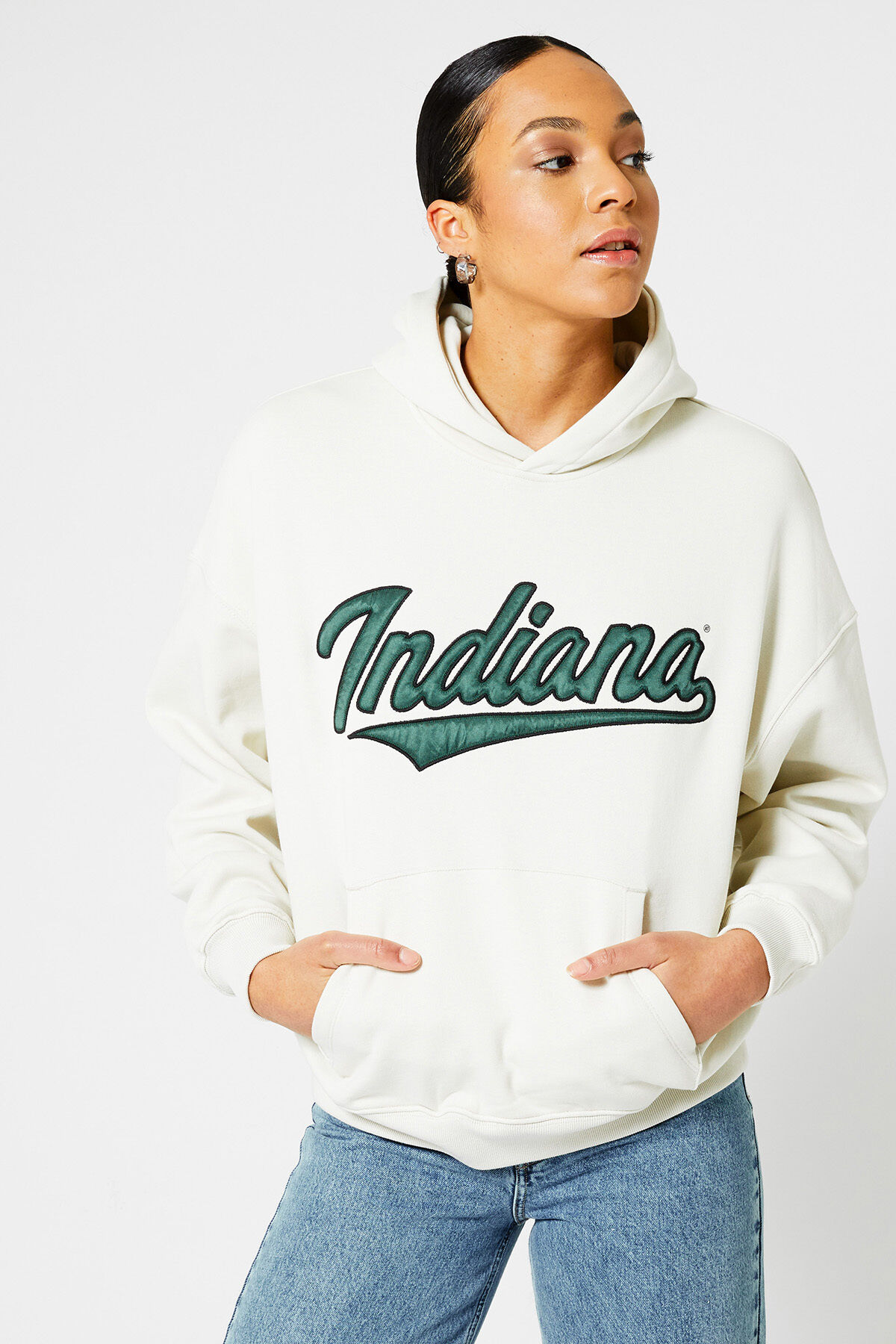 Hoodie Sue hood image number 0