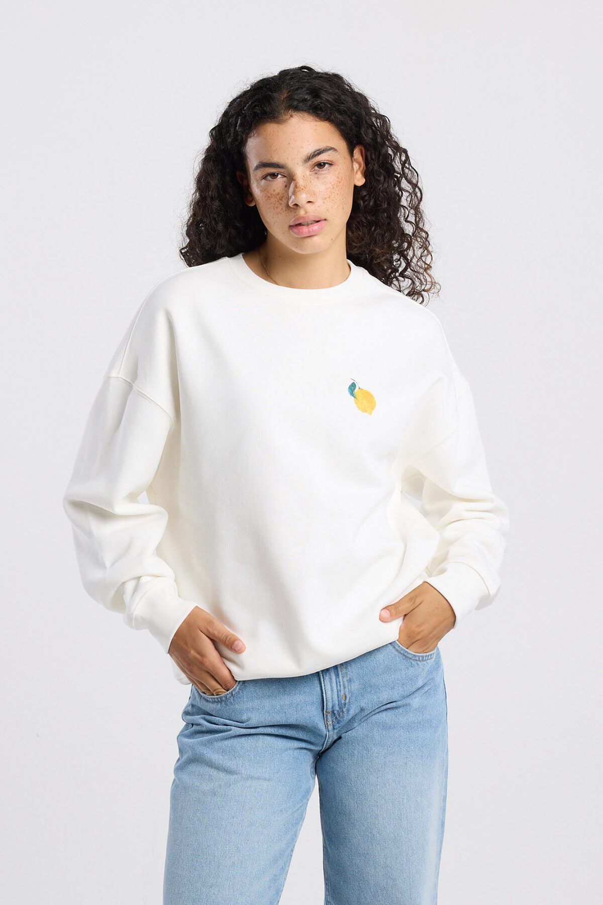 Sterling crew image number 0