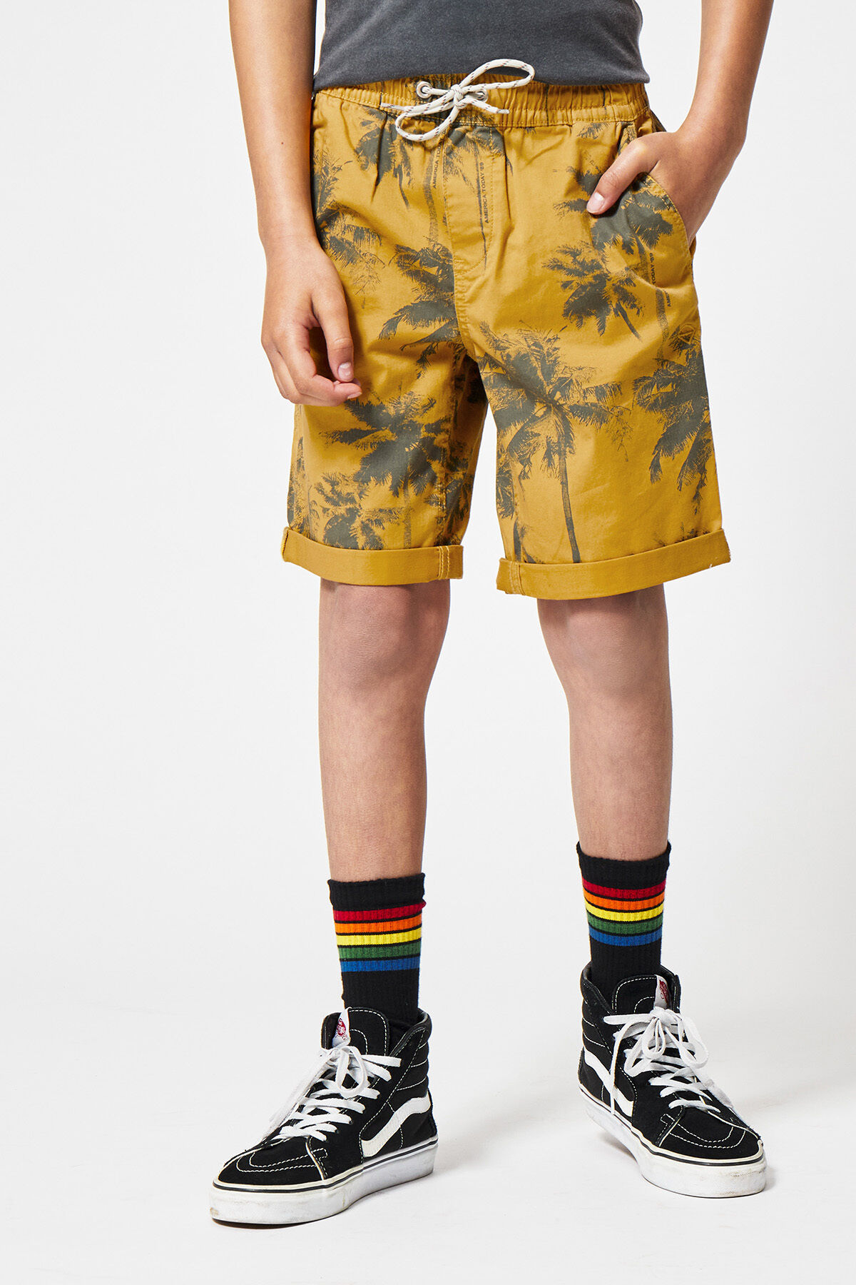 Short Nixon Jr image number 1