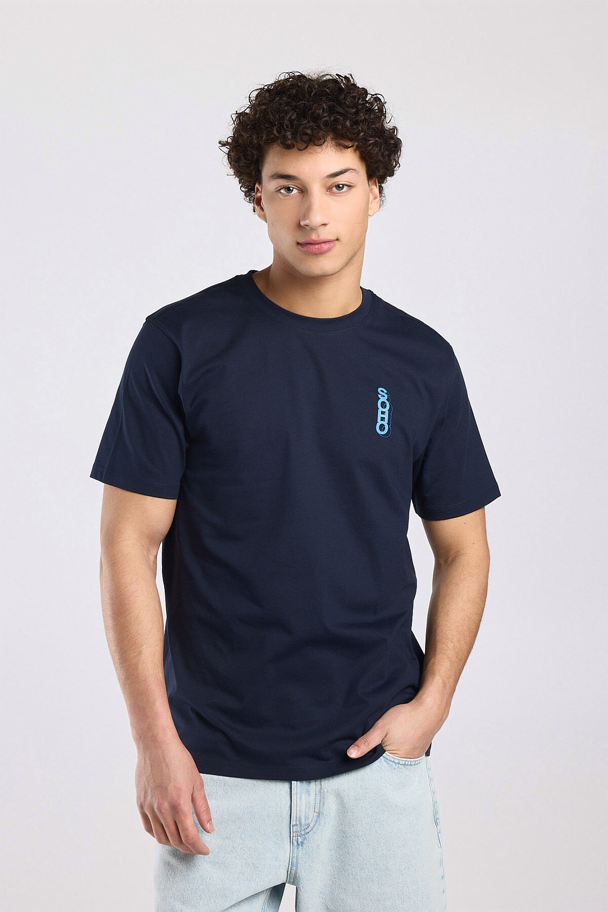 Edson image number 0