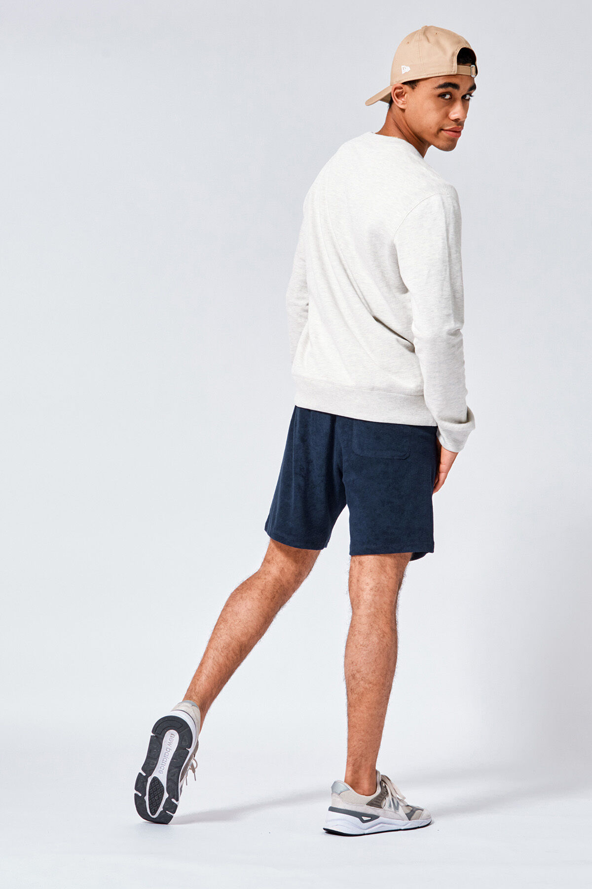 Sweater Story image number 2