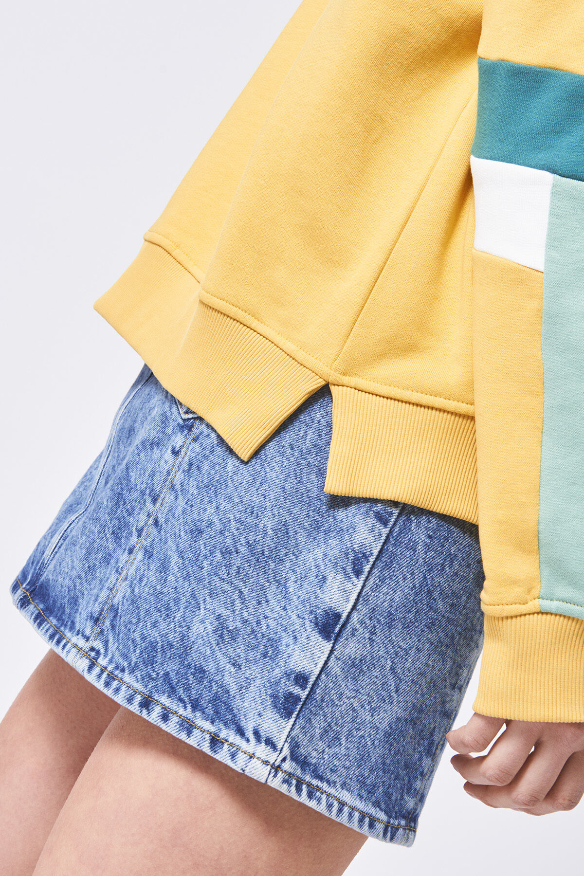 Sweater Selia image number 3