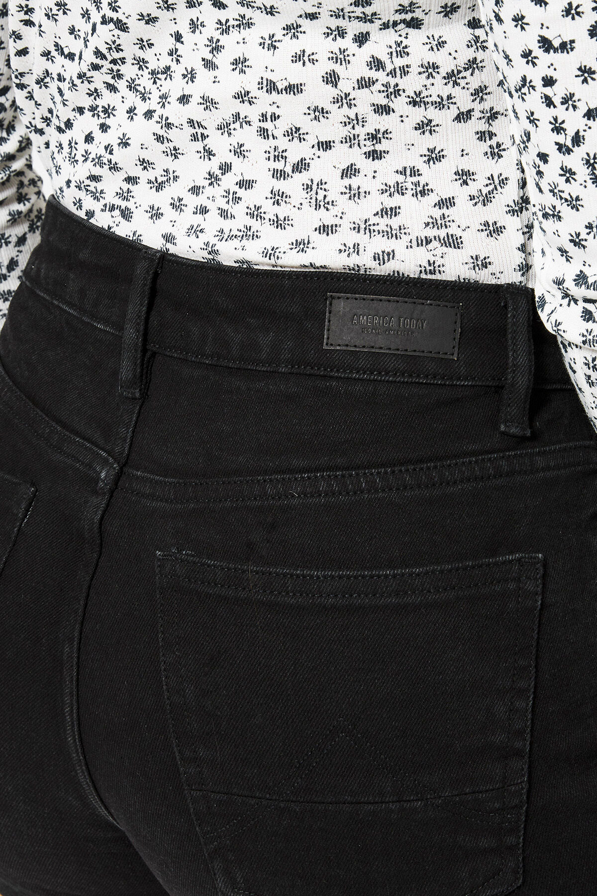 Denim short Lucy image number 3