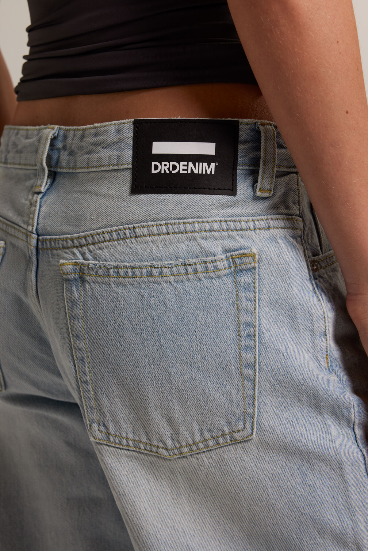 Dr. Denim Jeans Hill image number 3