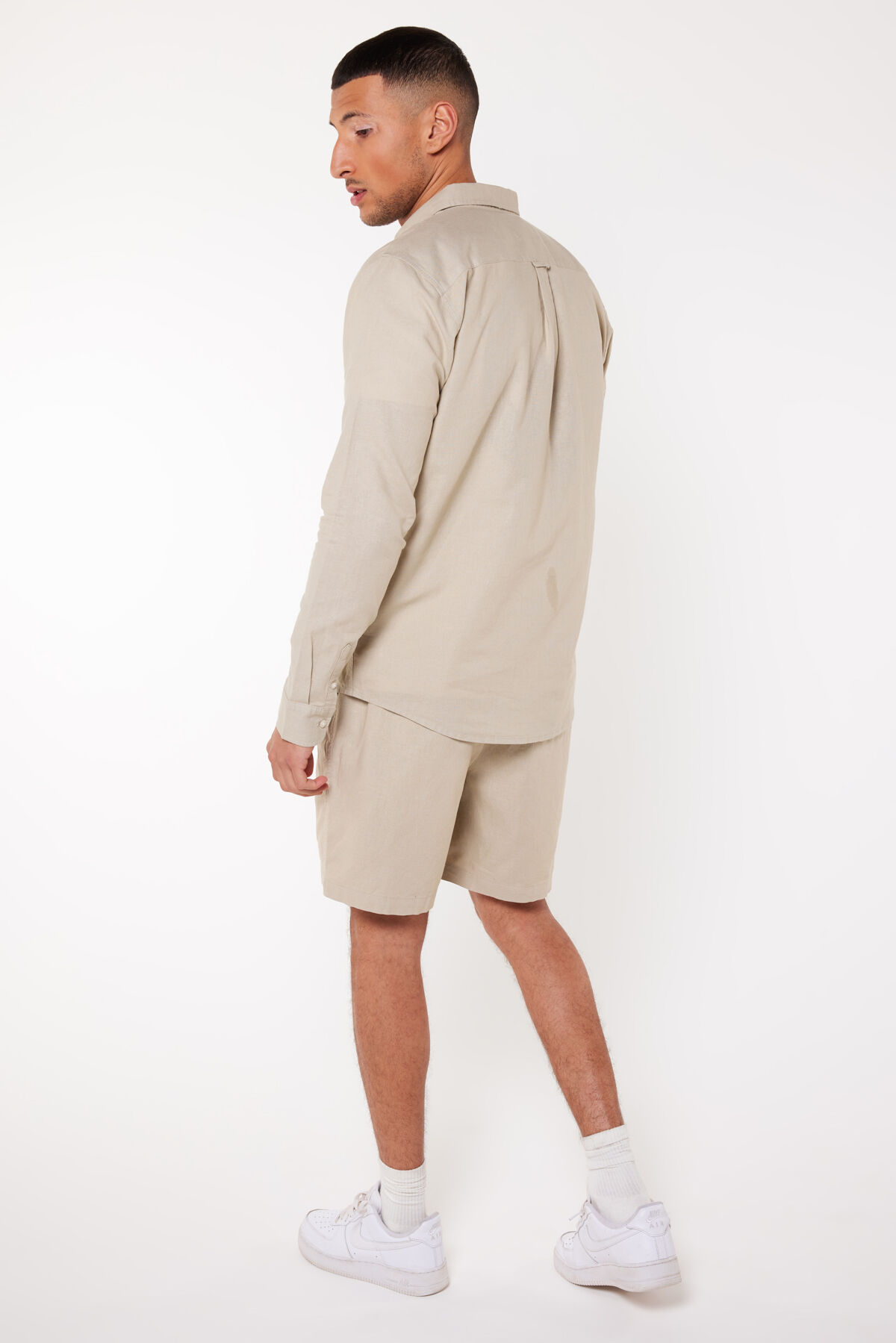 Short Norman image number 2