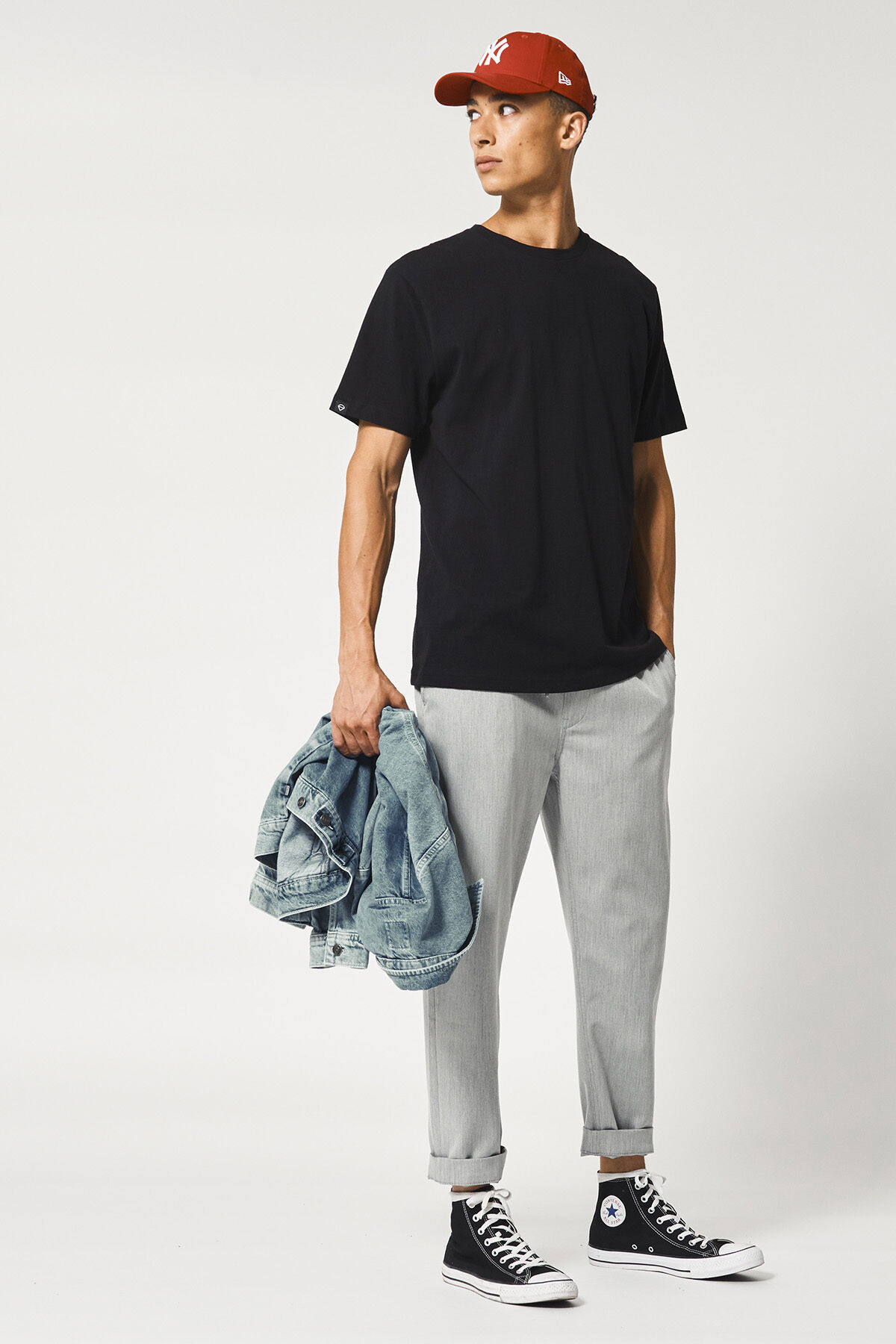 Chino Phyllon image number 0