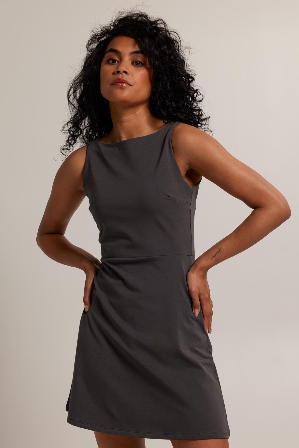 Dress Dawn image number 1