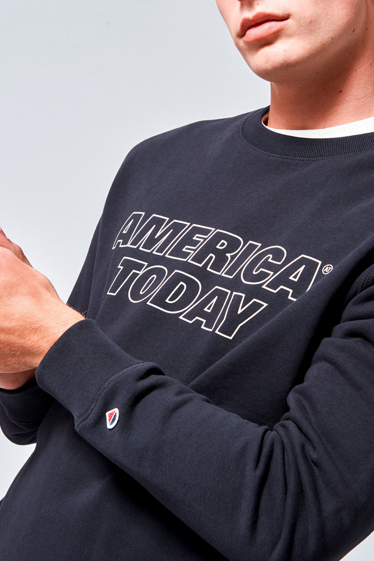 Sweater Story image number 3