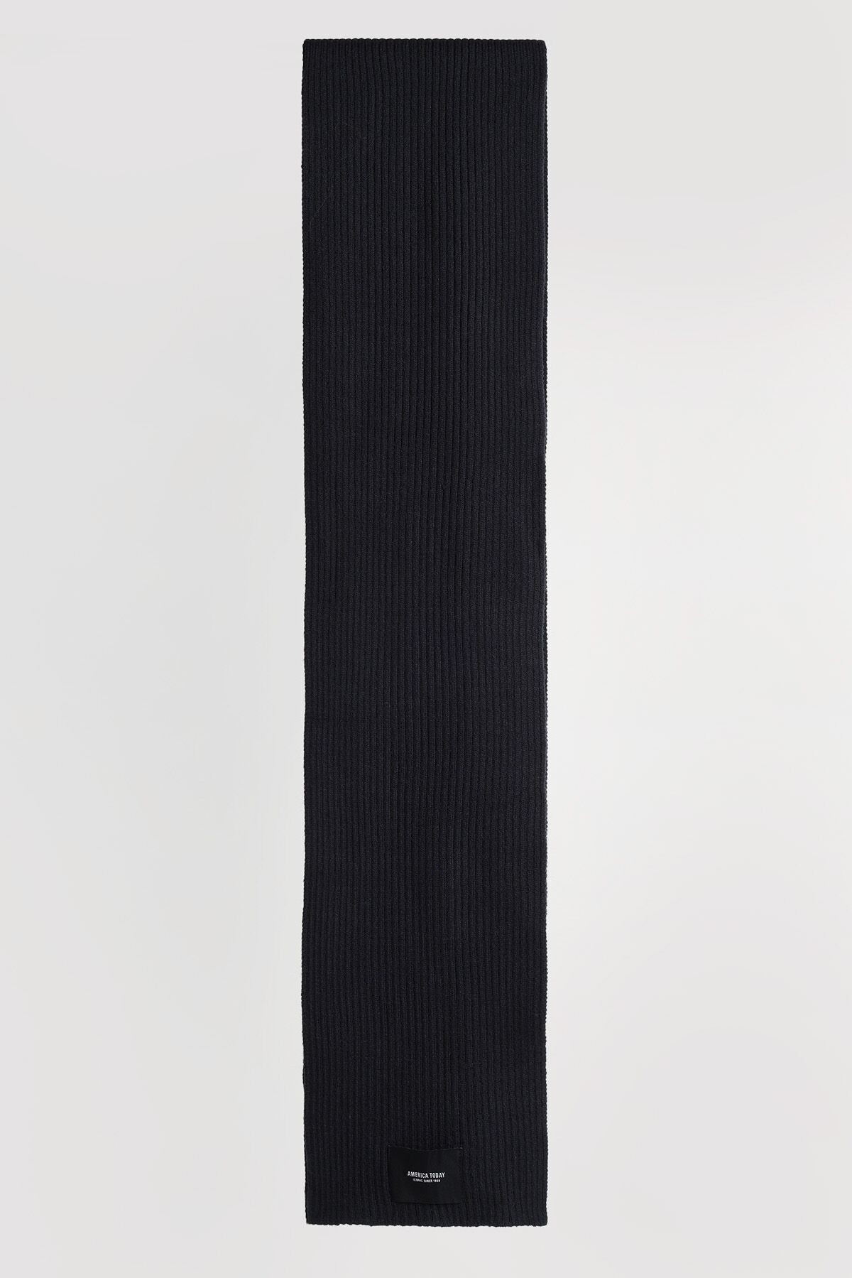 Schal Asher image number 1